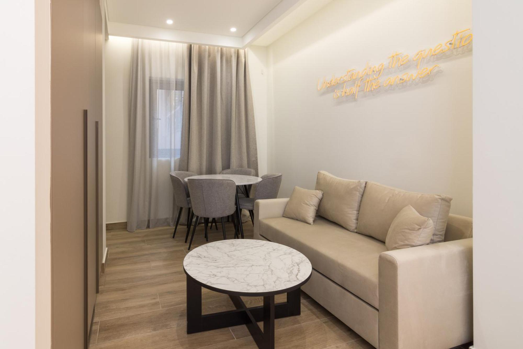 Socrates Fully Equipped Apartments With Unique Design Athén Kültér fotó