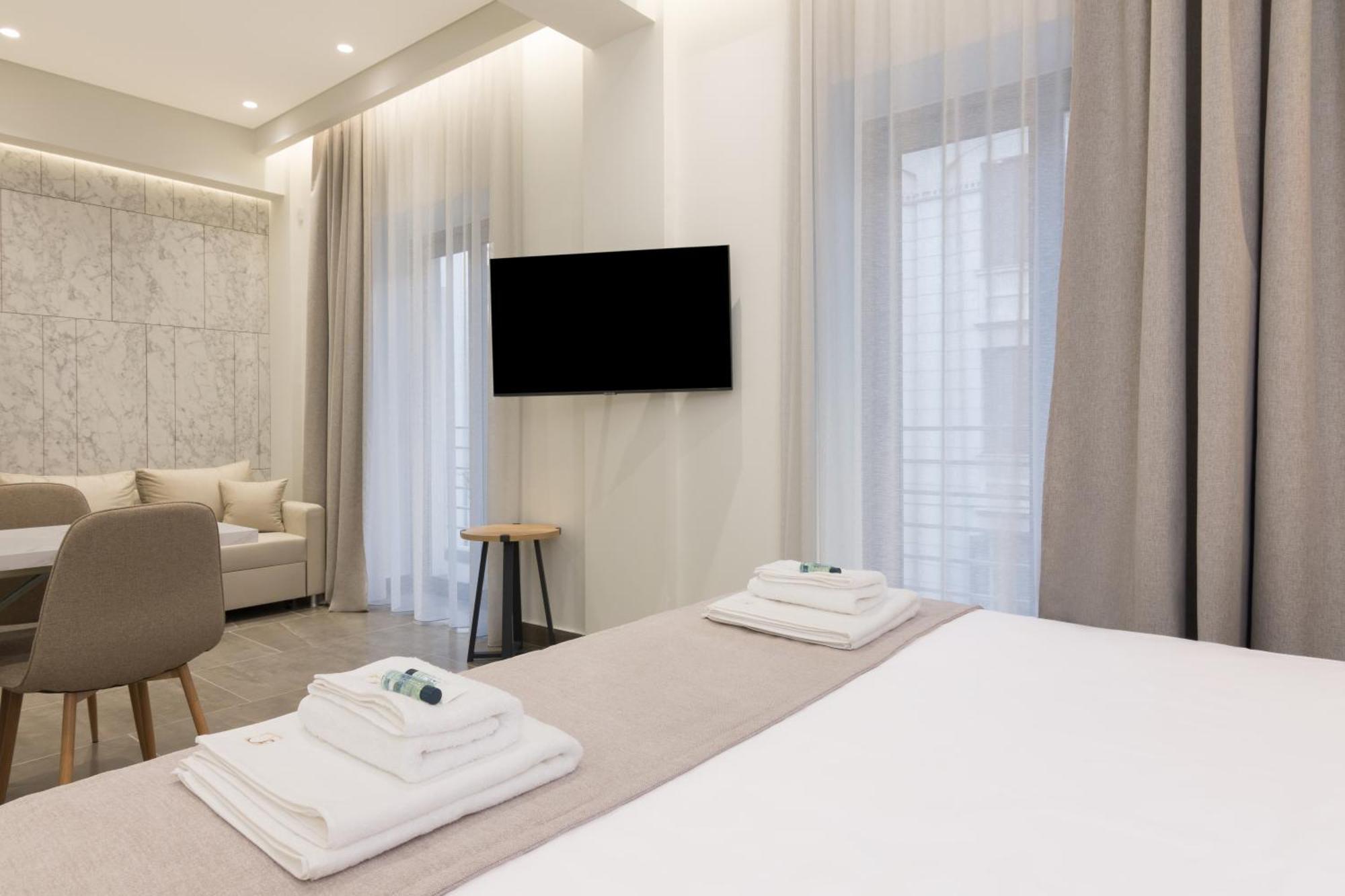 Socrates Fully Equipped Apartments With Unique Design Athén Kültér fotó
