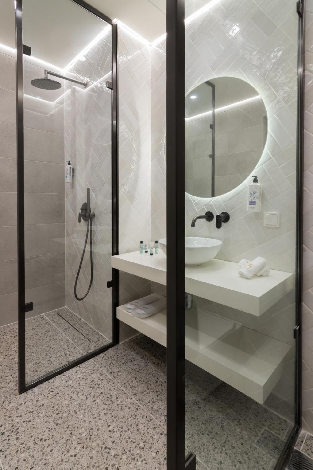 Socrates Fully Equipped Apartments With Unique Design Athén Kültér fotó