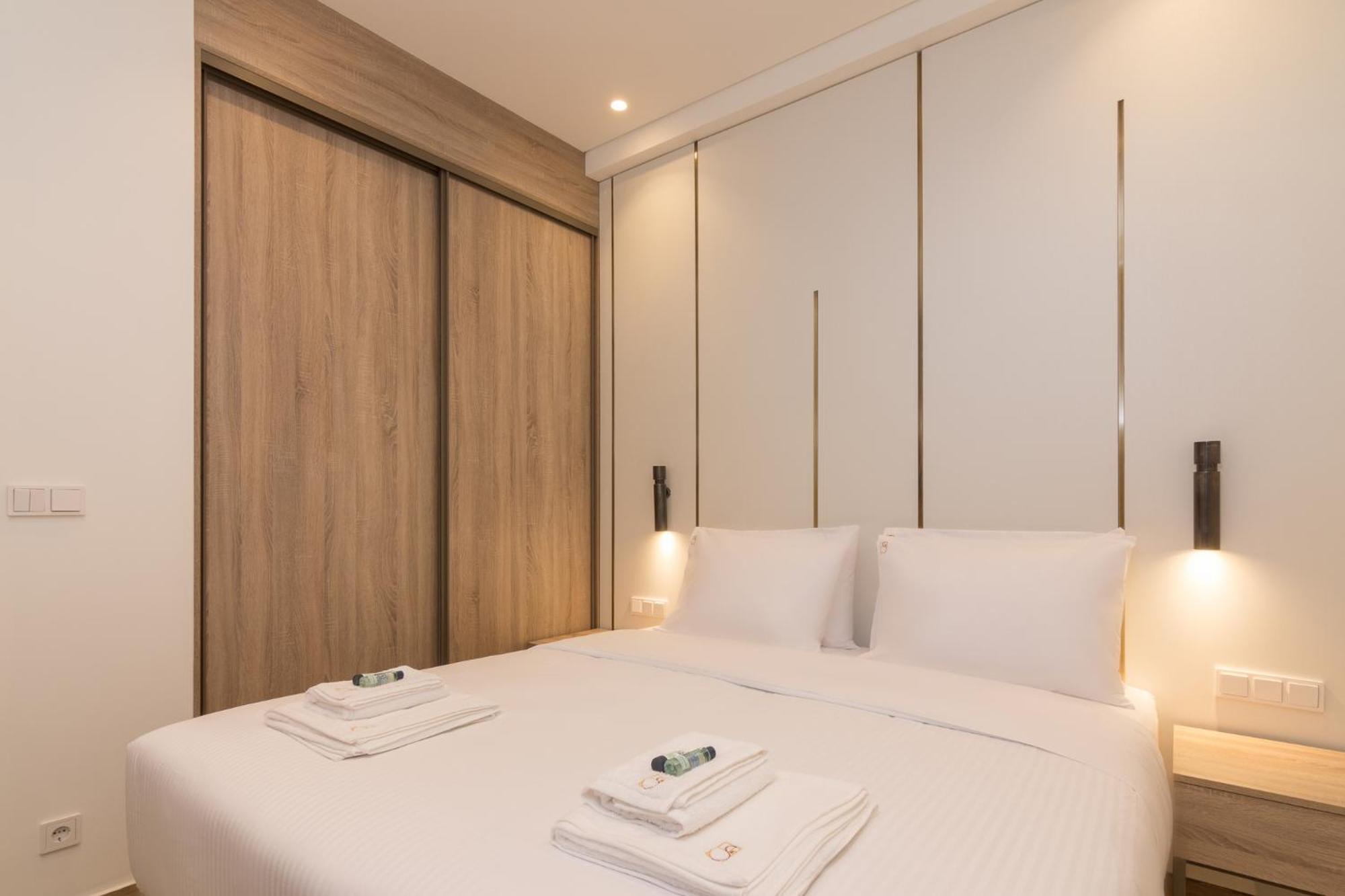 Socrates Fully Equipped Apartments With Unique Design Athén Kültér fotó