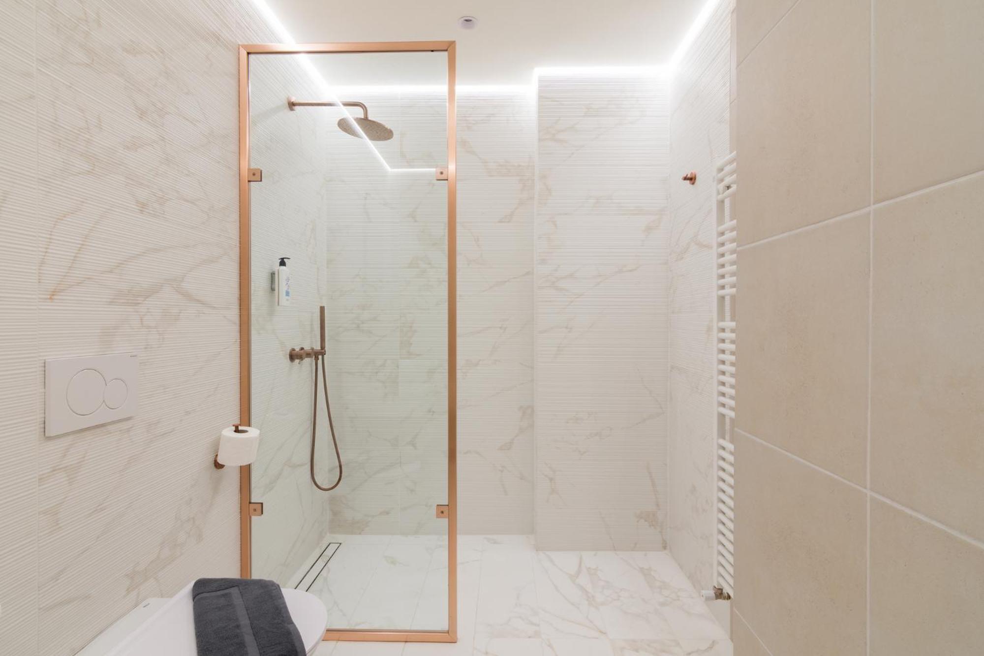 Socrates Fully Equipped Apartments With Unique Design Athén Kültér fotó