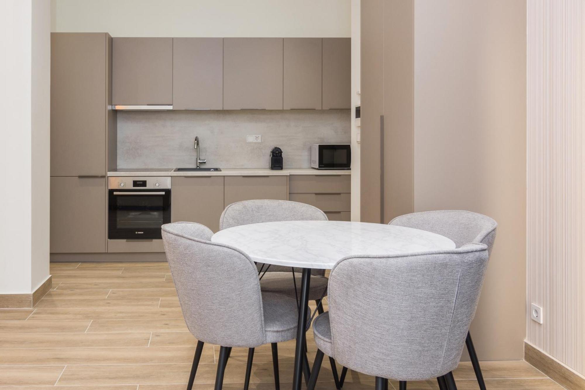 Socrates Fully Equipped Apartments With Unique Design Athén Kültér fotó